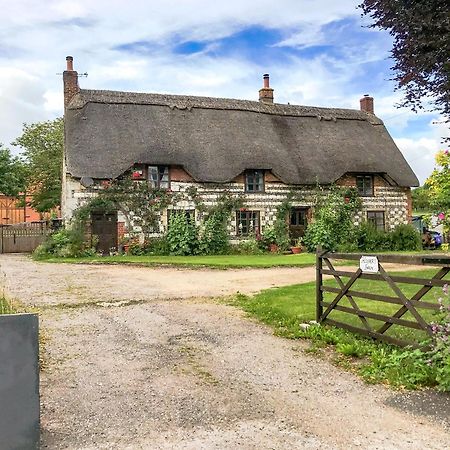 Hoopers Farmhouse Tilshead Kültér fotó